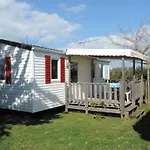 Les Perouses 4*