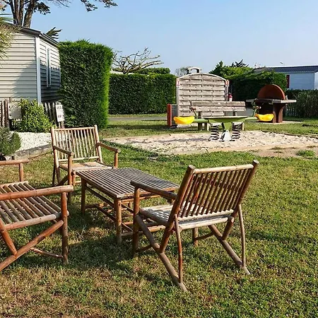 Les Perouses 圣克莱门特德巴