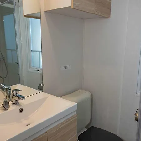 Les Perouses 营地 圣克莱门特德巴