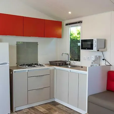 Les Perouses 圣克莱门特德巴