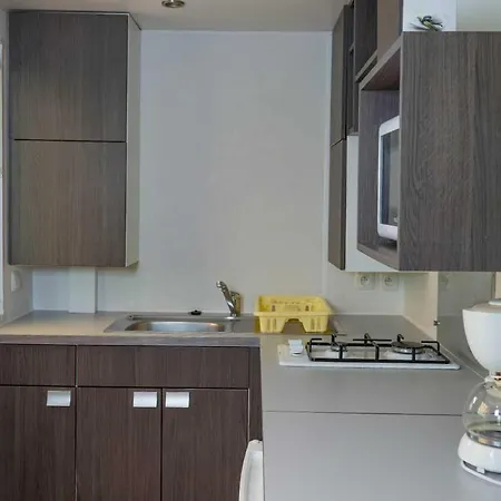 Les Perouses 营地 圣克莱门特德巴