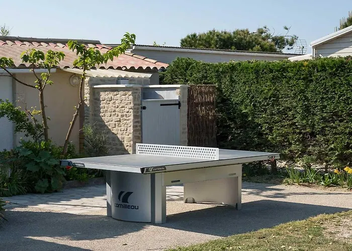 Camping Les Perouses Saint-Clément-des-Baleines