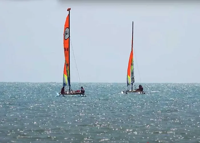 Camping Les Perouses