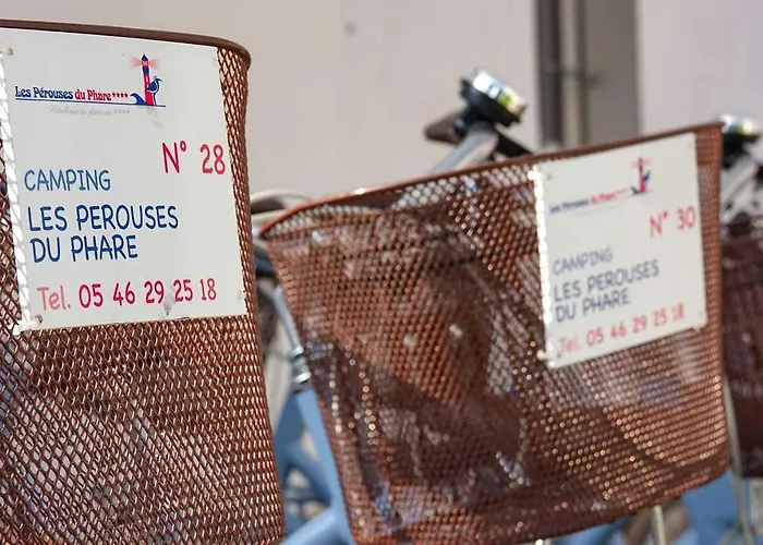 Les Perouses Κάμπινγκ